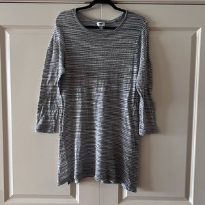 OLD NAVY - GRAY STRIPED TUNIC SWEATER